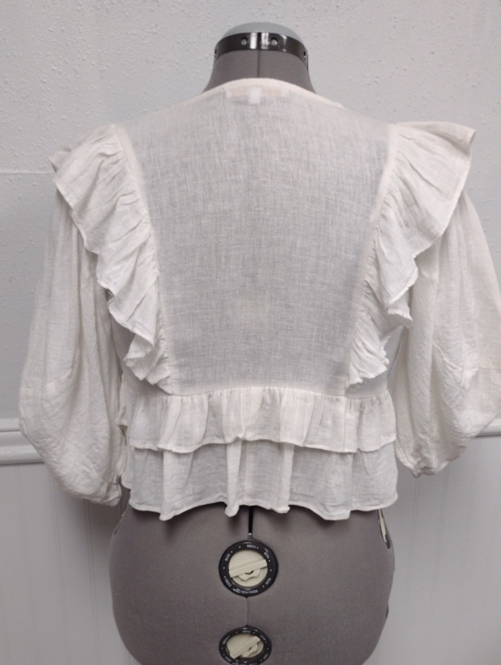Olivaceous White Ruffle Peasant Crop Top Bohemian Boho Casual - Picture 4 of 7